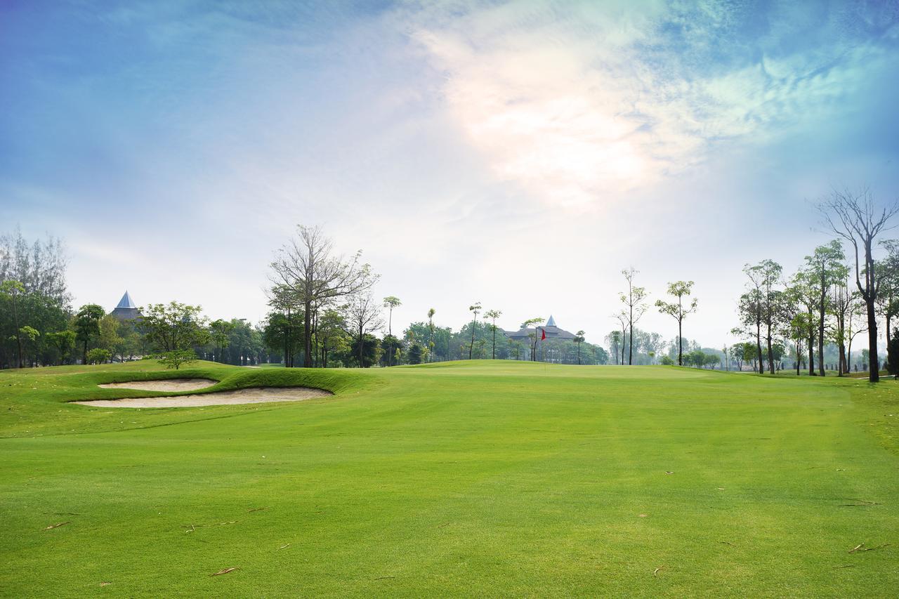 Отель Gassan Legacy Golf Club Лампхун Экстерьер фото